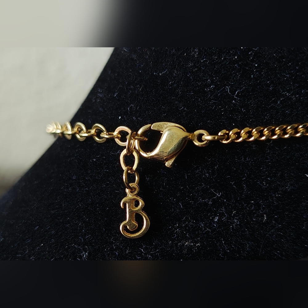 Burberry Gold Necklace - Picture 5 of 7